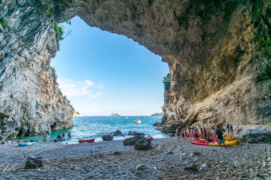 Dubrovnik: Guided Sunset Sea Kayaking Tour with Wine - How much value you get for $47