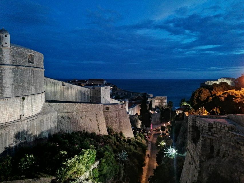 Dubrovnik Sunset Tour with Scenic Views and Local Wine - Choosing between one hour, 90 minutes, and two hours