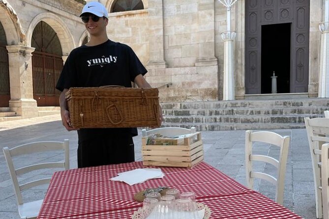 E-Bike, Focaccia and Wine - Comfort, Safety, and Pace