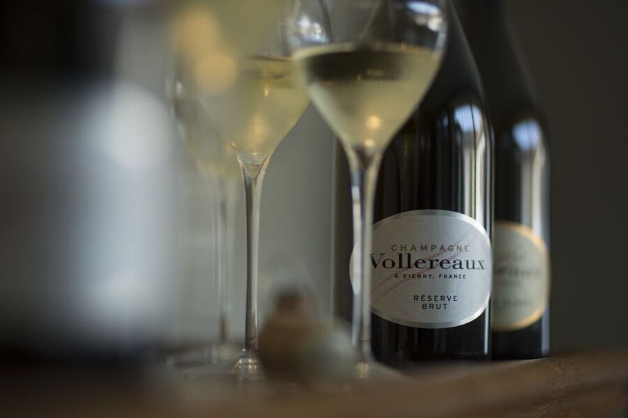 Epernay: Guided Tour of Champagne Cellar with Tastings - Why Vollereaux feels different from a major Champagne house