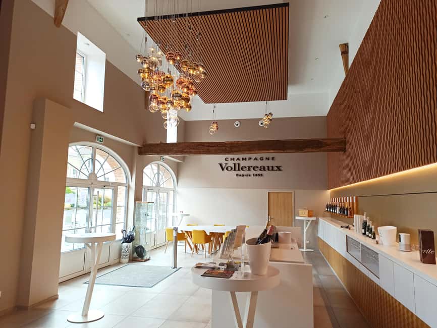 Epernay: Guided Tour of Champagne Cellar with Tastings - Twenty minutes of tasting: three champagnes at the end