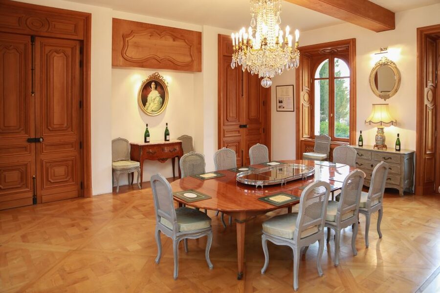 Epernay: Winery and Cellar Tour with Champagne Tasting - Is the $53 Price Fair?