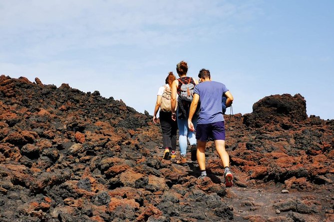 Etna trekking and wine tasting - The optional push toward 3,000 meters