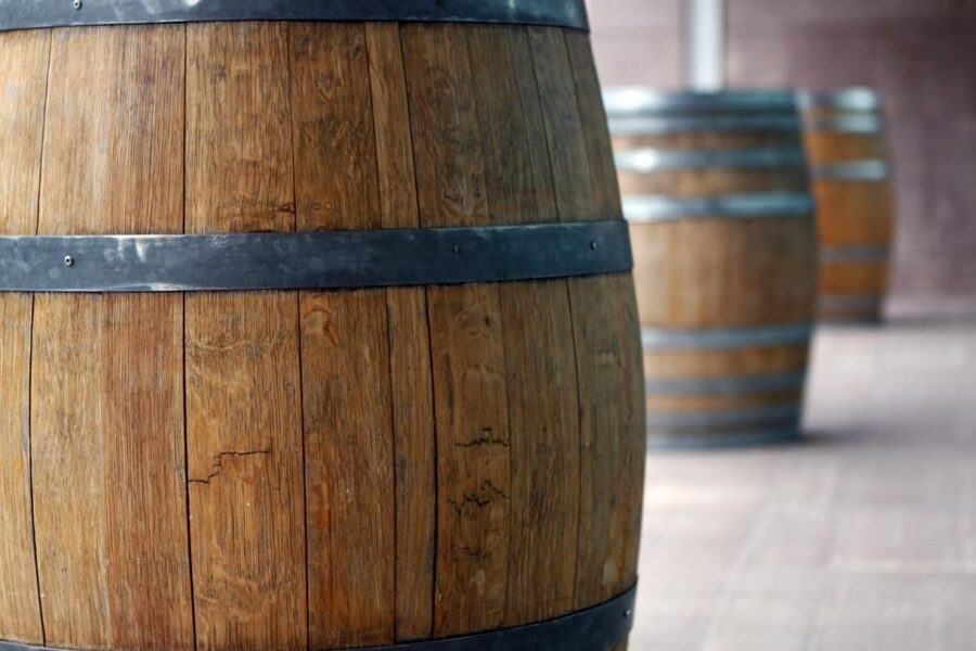 Etna: Wine Tasting and Food Tour - The first winery and the story behind each bottle