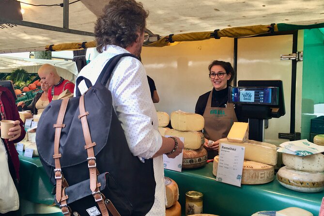 Exclusive Cheese Walk & Dutch Wine Discovery - Start at Spui and the Friday book market