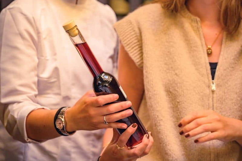 Exclusive Wine Experience in Florence: Create your Own Wine! - Tasting six single-varietal wines