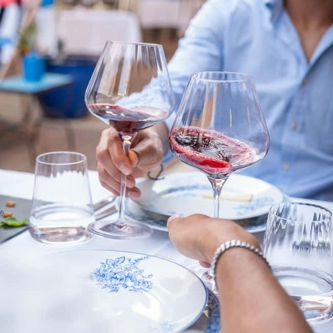Faro City Portuguese Wine Tasting and Tapas Guided Tour - Why this Faro food tour is worth considering