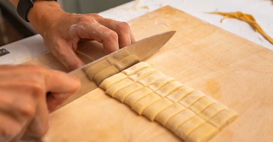 Fettuccine & Tiramisù: Cooking Class with Wine & Limoncello - How the chefs shape the experience