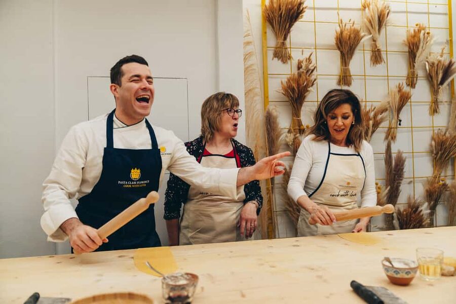 Florence: Art of Pasta Cooking Workshop with Food and Wine - Key Points Before You Book