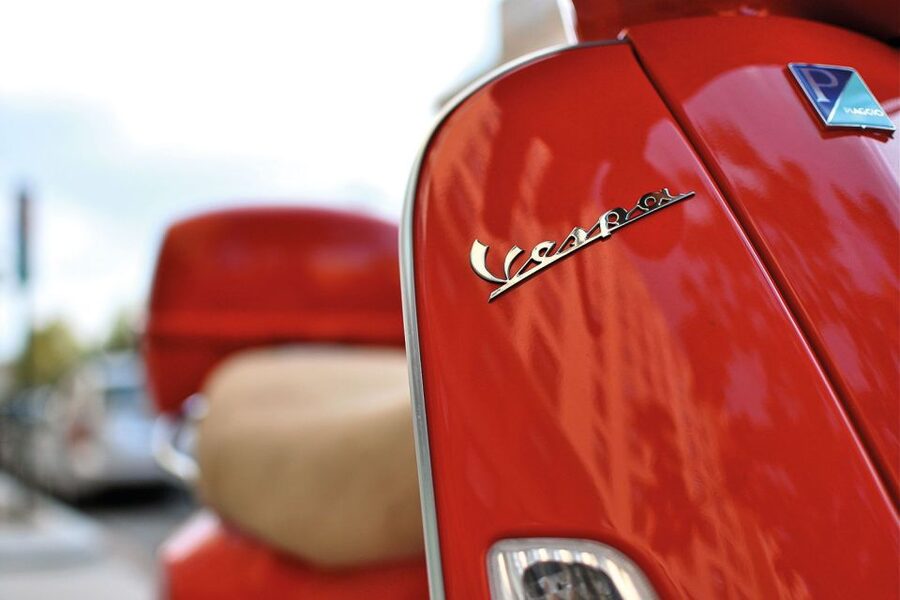 Florence/Badesse: Tuscany Group Vespa Tour with Wine Tasting - The Vespa briefing and driving test