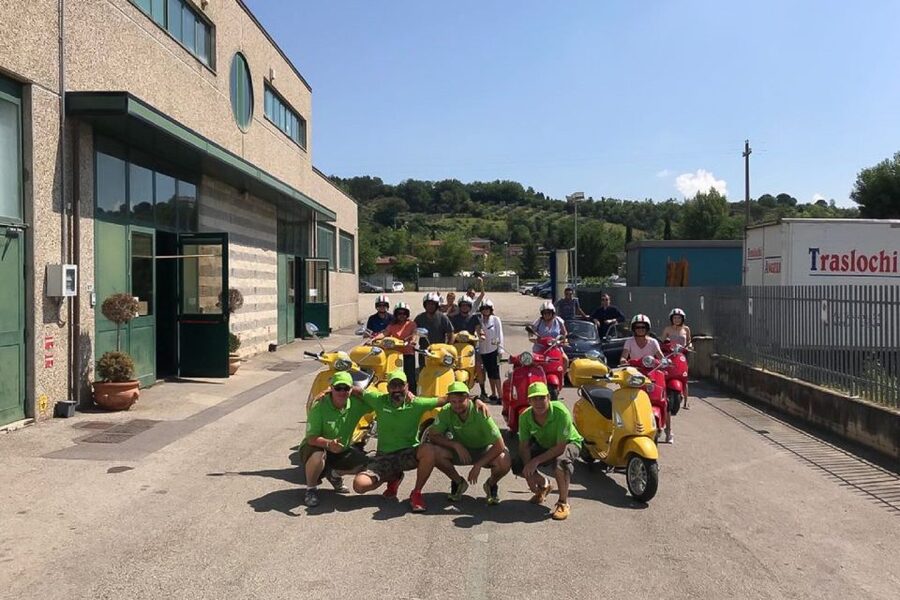 Florence/Badesse: Tuscany Group Vespa Tour with Wine Tasting - Who should book this Vespa tour