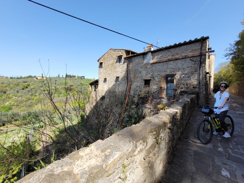 Florence: Chianti Hills Bike Tour with Farm Lunch & Wine - Why the small group matters