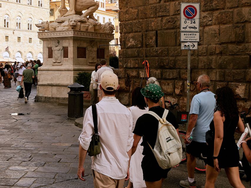 Florence: City Highlights Walking Tour & Wine Windows Option - The wine window option adds a local tradition