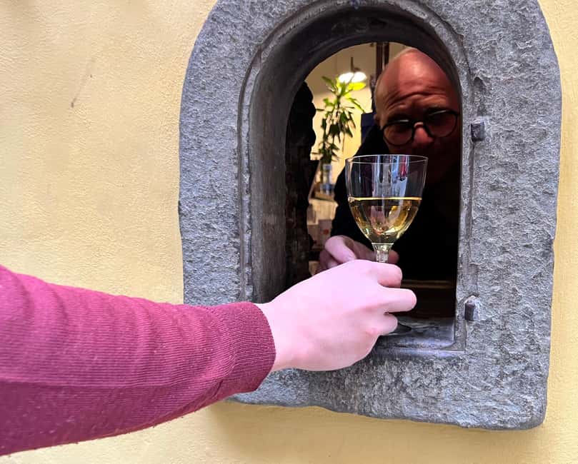 Florence: Food Walking Tour with Local Steak and Tuscan Wine - Starting among Florence’s grandest sights