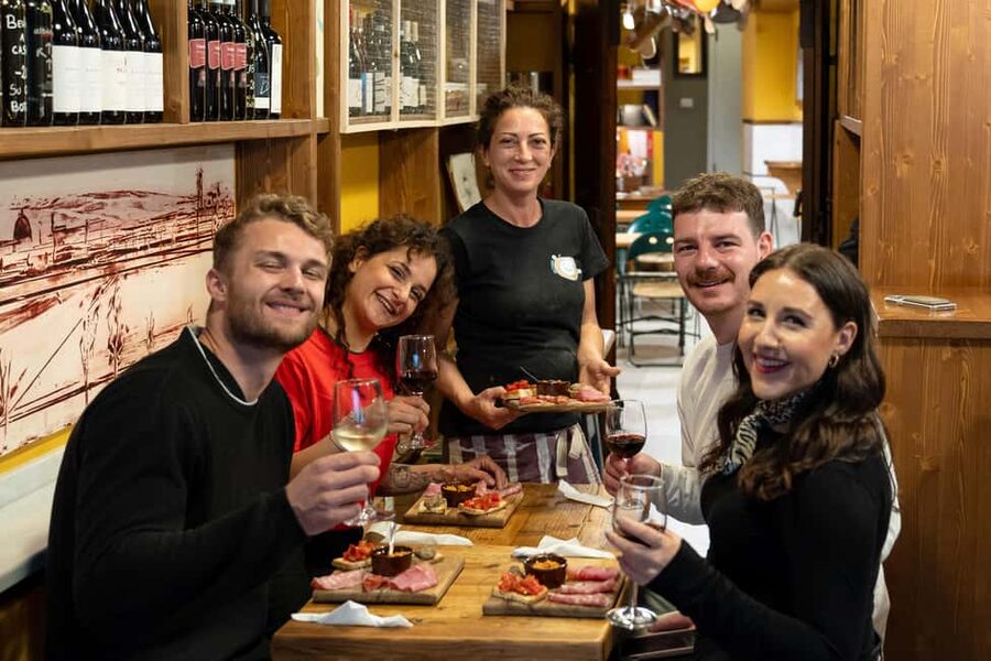 Florence: Food Walking Tour with Local Steak and Tuscan Wine - Via dei Neri brings wine, cold cuts, and seasonal soup