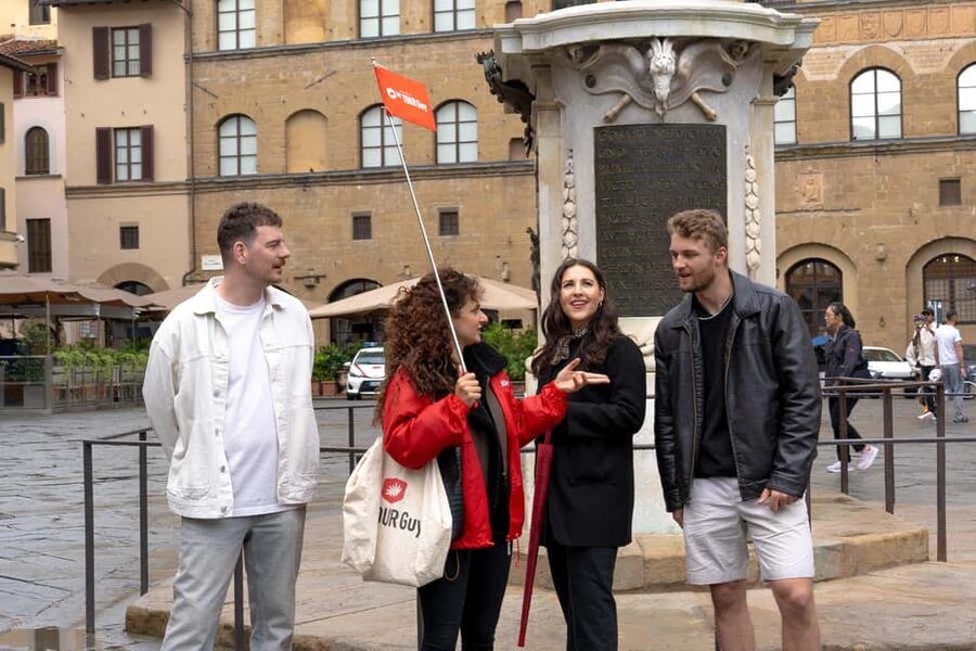 Florence: Food Walking Tour with Local Steak and Tuscan Wine - What the guides add to the food
