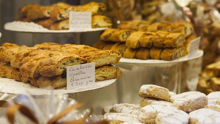 Florence Foodies Tour: Savor Tuscan Flavors & Fine Wine - Starting at Piazza della Repubblica