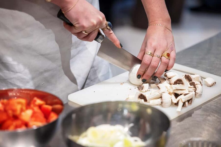 Florence: Handmade Pasta & Dessert Class with Unlimited Wine - Practical details that can make or break the day