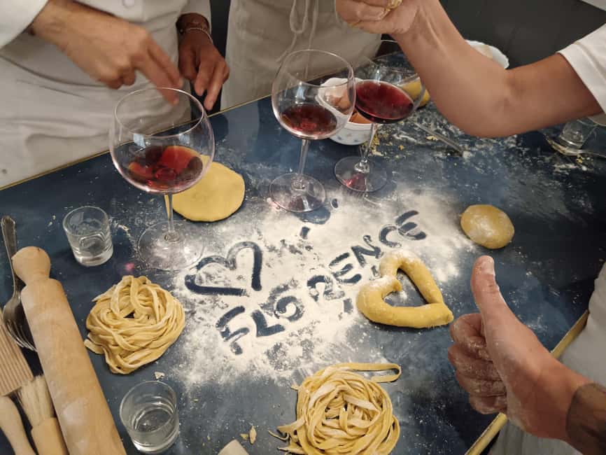 Florence: Pasta-Making Class with Dinner, Wine and... Sing! - A pasta class with a very different rhythm