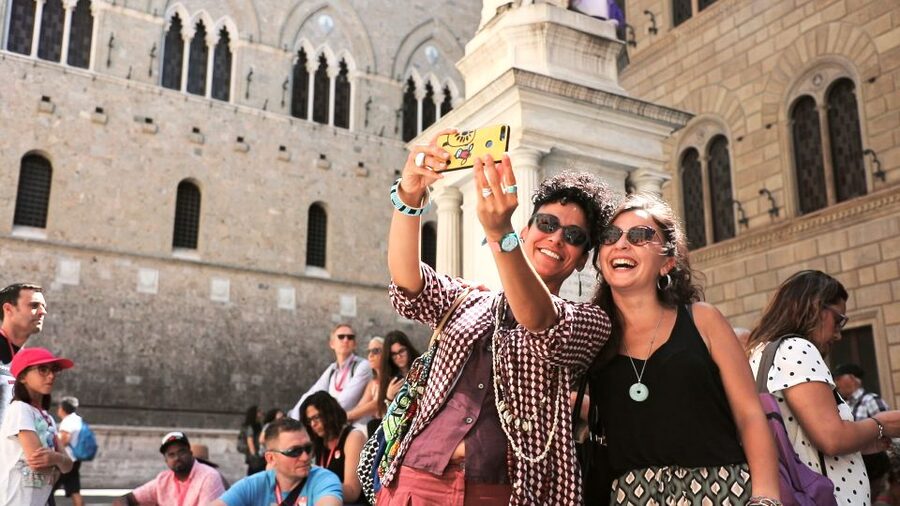 Florence: S. Gimignano, Siena, Chianti Wine Tasting & Lunch - Who will enjoy this day most?