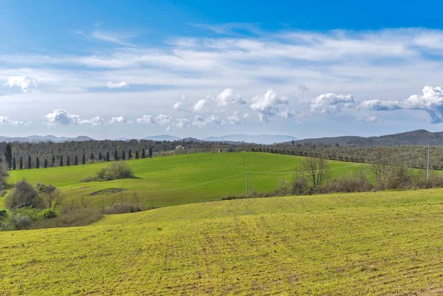 Florence: San Gimignano & Volterra Day Trip with Food & Wine - The early ride to Volterra