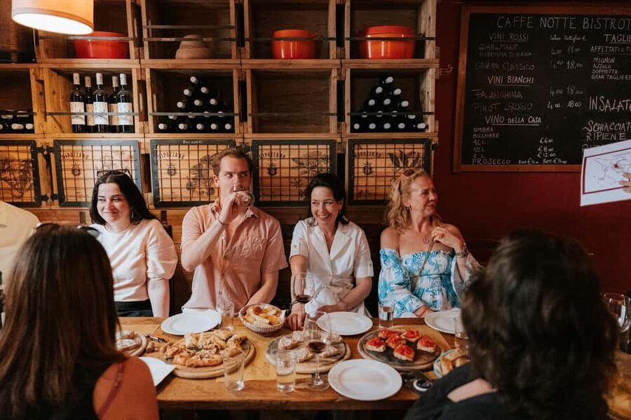 Florence: Small-Group Sunset Food & Wine Tour in Oltrarno - BABAE brings the first wine tasting
