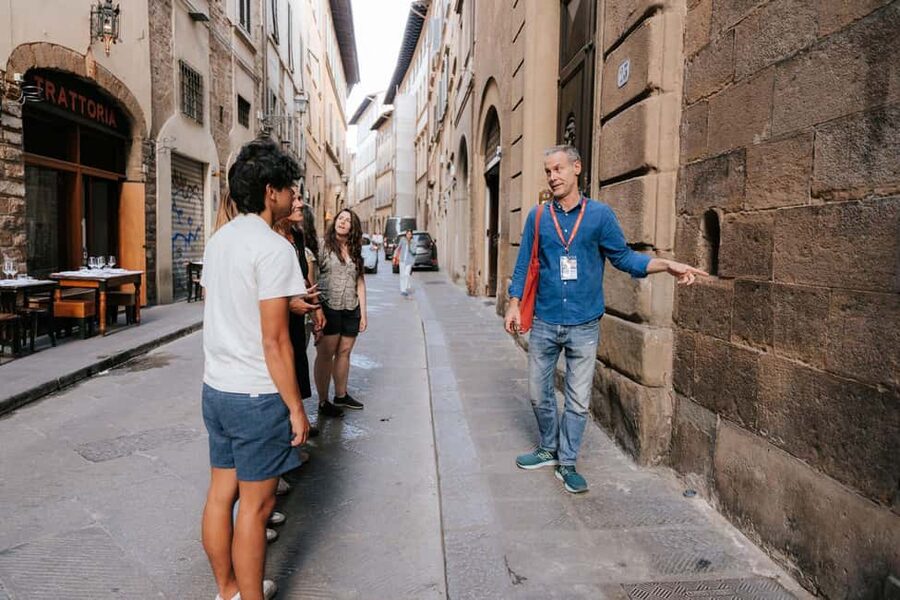 Florence: Small-Group Sunset Food & Wine Tour in Oltrarno - What the price means at $129