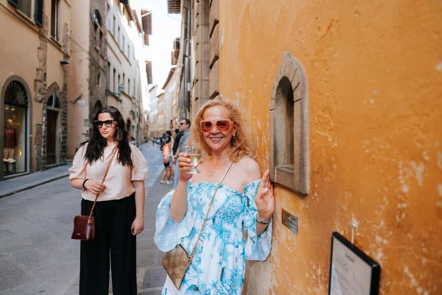 Florence: Small-Group Sunset Food & Wine Tour in Oltrarno - Dietary needs and walking requirements