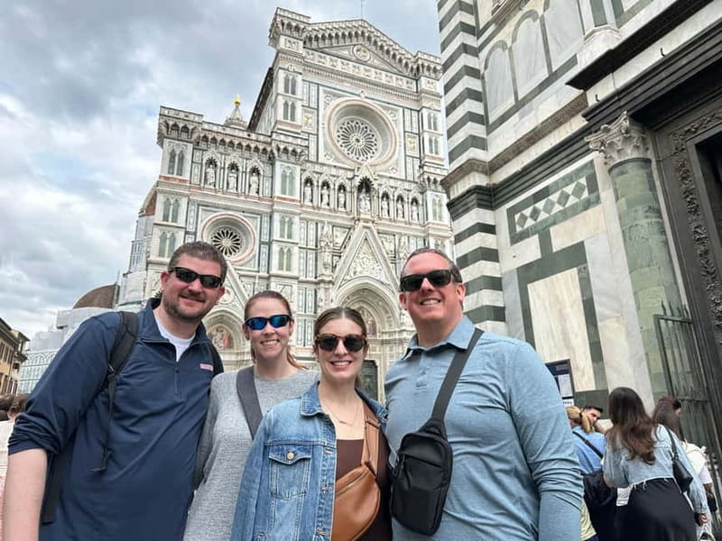 Florence: Street Food Tour with Wine & Local Guide - Fresh pasta, cantucci, and vin santo
