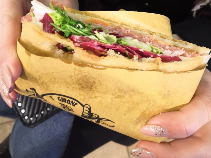 Florence: Street Food Walking Tour with Wine - Schiacciata, cured meats, and Tuscan wine