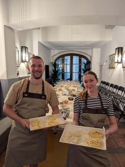 Florence: Tuscan cooking class with handmade pasta and wine - Timing, language, and practical planning
