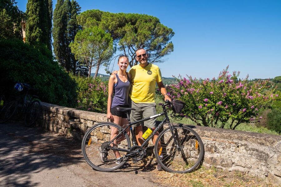 Florence: Tuscany Bike Tour with Wine & Olive Oil - The Chianti, olive oil, and Tuscan food stop