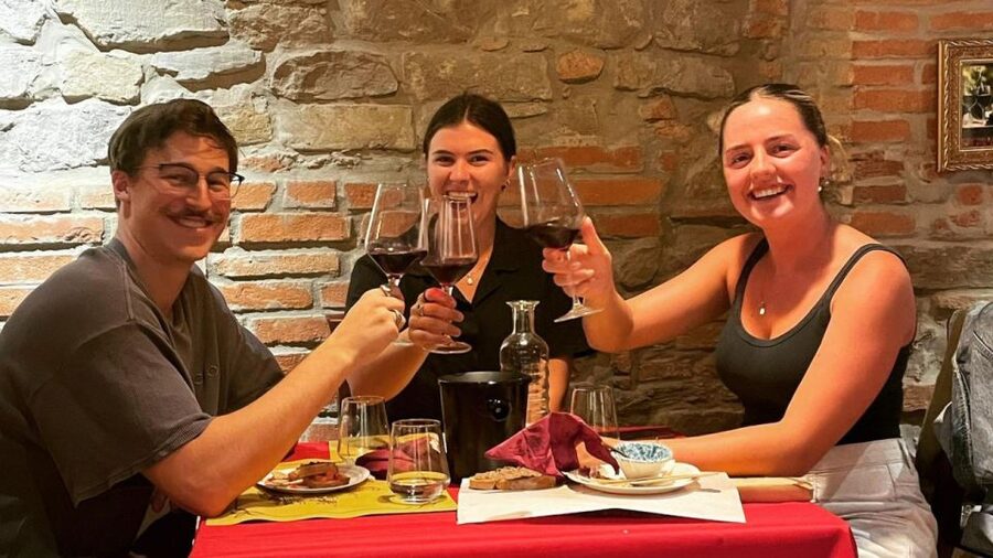 Florence: Wine Tasting and Paring Class Guided Tour - Is the $52.38 price good value?