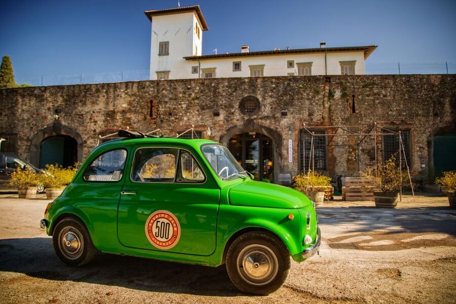 Florence Wine Tasting and Tuscan Lunch in a Vintage Fiat 500 - A light Tuscan lunch with wine and olive oil