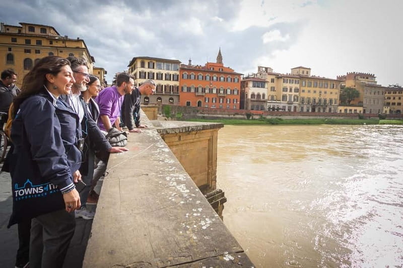 Florence: Wine Windows & Hidden Legends Evening Tour - Key points at a glance