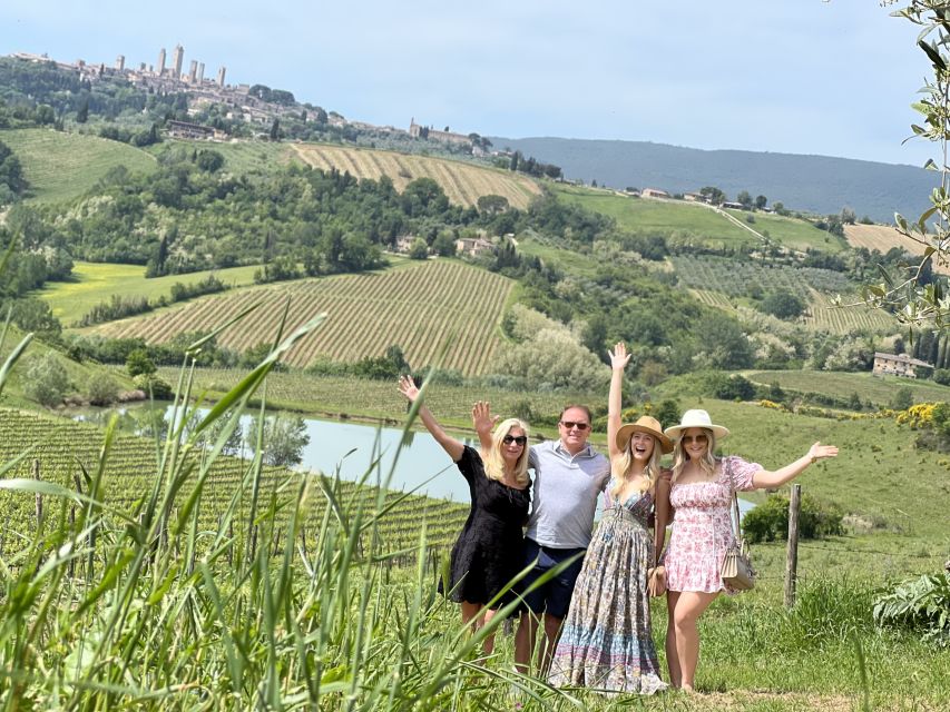 Florence: Wineries, Tastings, Lunch & San Gimignano Day Trip - Guides, group mood, and the human factor