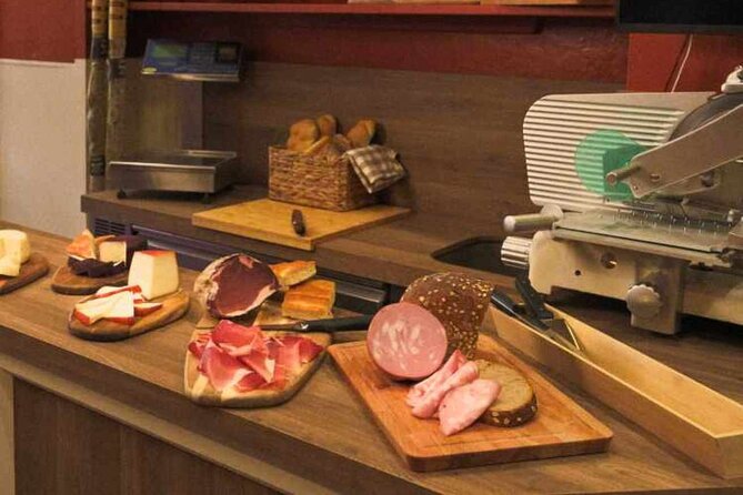 Food and Wine Experience in Bologna, Italy - Second glass: Sangiovese In Purezza