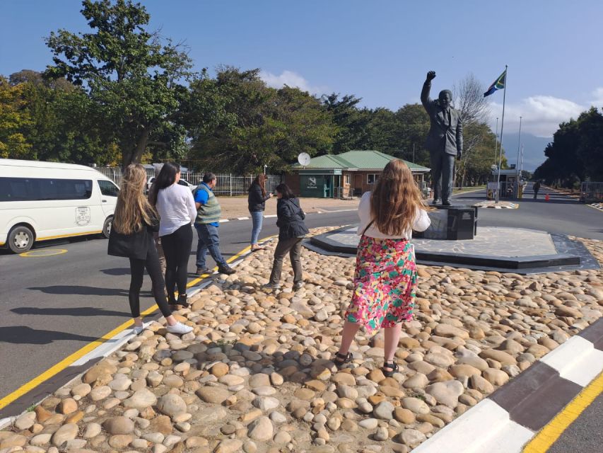 Franschhoek & Stellenbosch: Full-Day Wine Tour - Cheese, biltong, chocolate, and about 20 wines