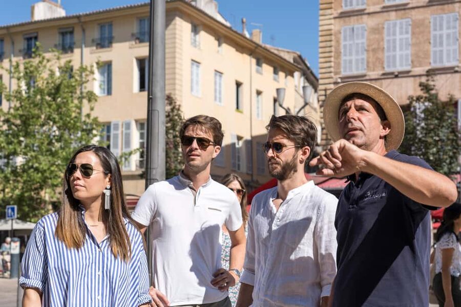 From Aix-en-Provence: Provence Region Tour with Wine Tasting - Avignon: two and a half hours in the City of the Popes