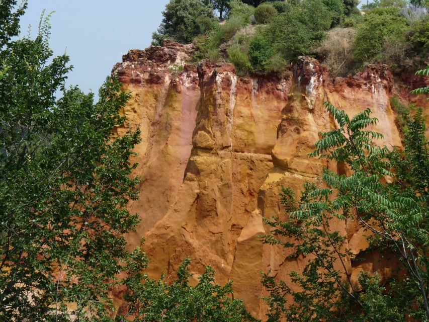 From Aix-en-Provence: Wine & Luberon Villages Full-day Tour - The best parts of the day at a glance