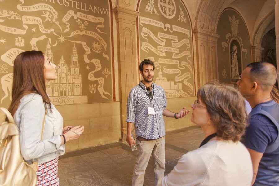 From Barcelona: Montserrat Half-Day Wine and Tapas Trip - Choosing your free time at Montserrat