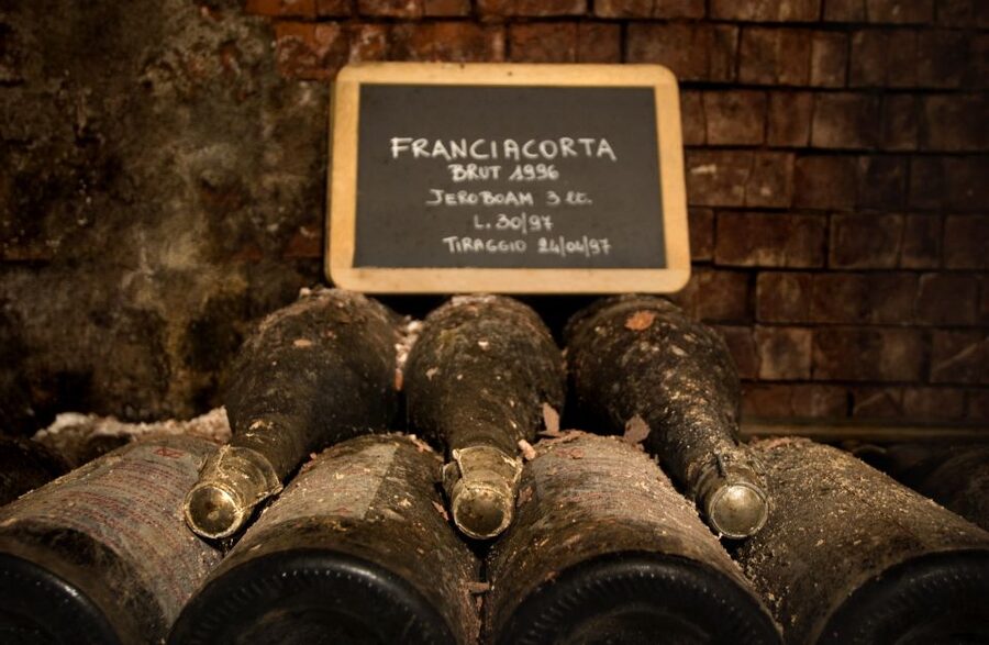 From Bergamo: Winery Tour in Franciacorta with Lunch - Two Franciacorta Wines, Not a Full Tasting Flight