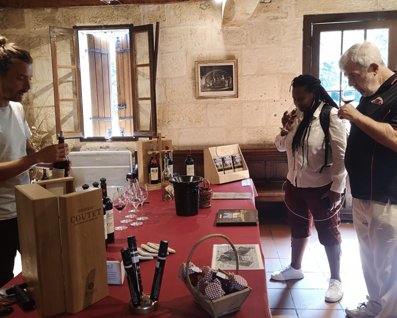 From Bordeaux: Saint-Émilion Half-Day Tour with Wine Tasting - The small, sweet Saint-Émilion macarons