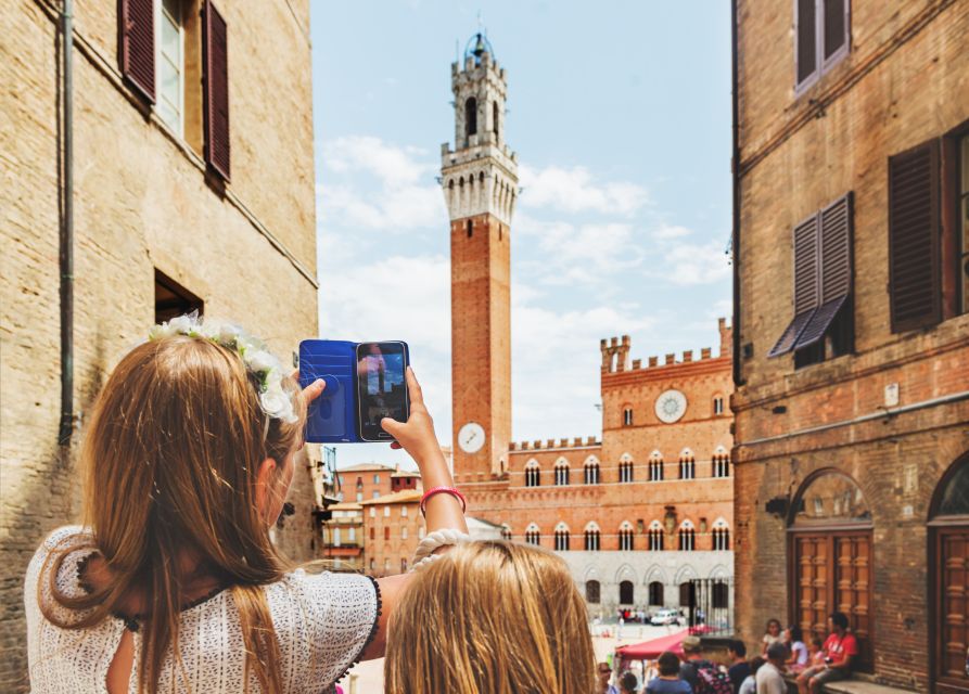 From Florence: Tuscany, Siena, San Gimignano & Winery Lunch - Meeting your group beside Florence’s station