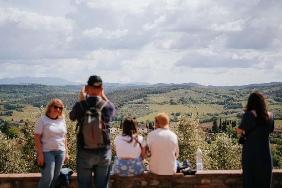 From Florence: Ultimate Tuscany Day Trip with Wine & Lunch - Chianti turns lunch into the heart of the day