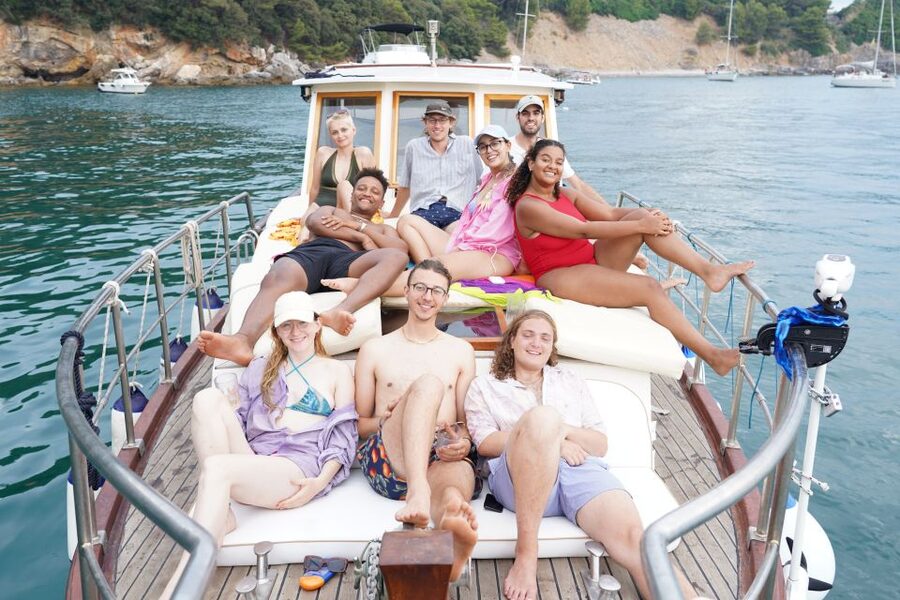 From La Spezia: Cinque Terre Boat Tour with Lunch and Wine - Swimming at Le Rosse, Monesteroli, and Guvano Beach