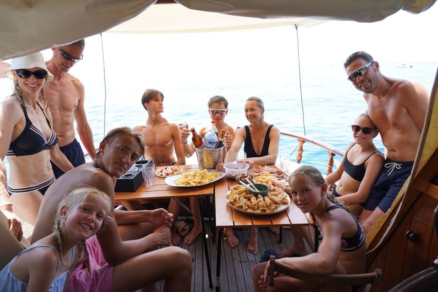 From La Spezia: Cinque Terre Boat Tour with Lunch and Wine - What happens when the sea is rough