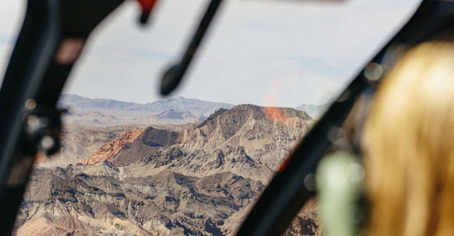 From Las Vegas: Grand Canyon Helicopter Tour with Champagne - Dropping into the Grand Canyon West Rim