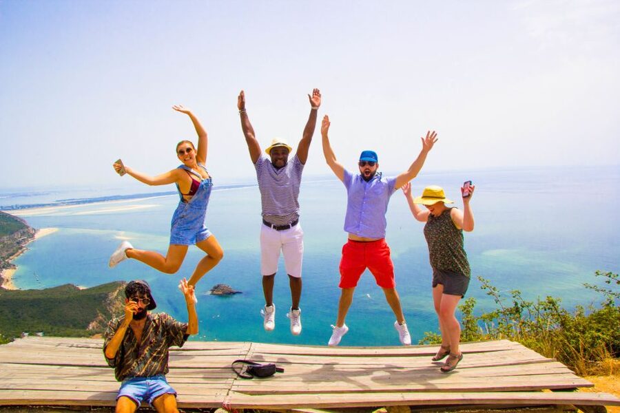 From Lisbon: Arrábida Day Tour & Wine Tasting - Arrábida’s high viewpoint and sea views