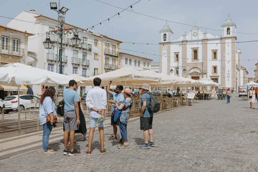 From Lisbon: Évora and Monsaraz Day Tour with Wine Tasting - Timing, transport, and comfort